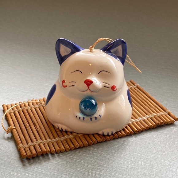 Japanese Ceramic Lucky Cat (Maneki Neko) Wind Chime - Picture 1 of 10